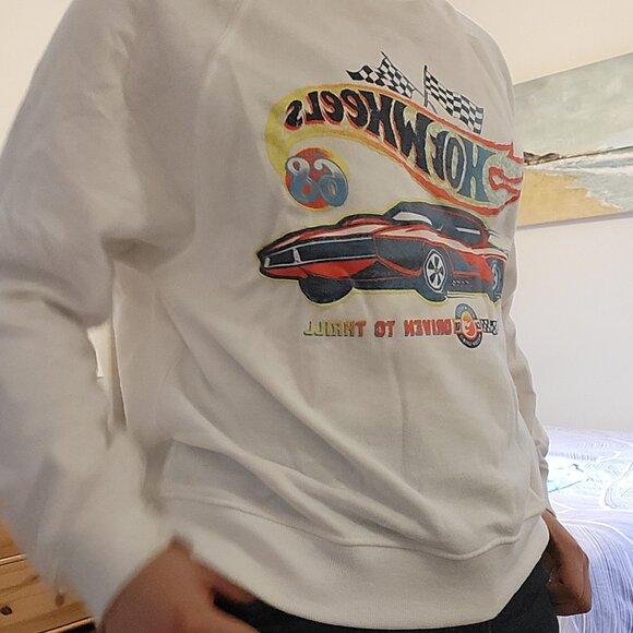 Vintage Graphic Sweatshirt - Picture 2 of 4